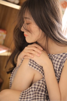 怎么把自己变成喷泉夹枕头
